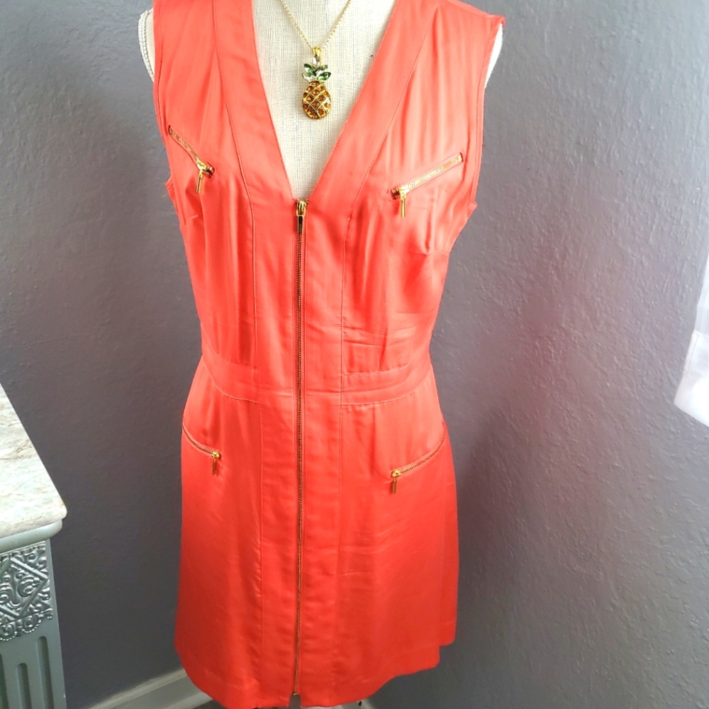 Coral zip up bebe dress